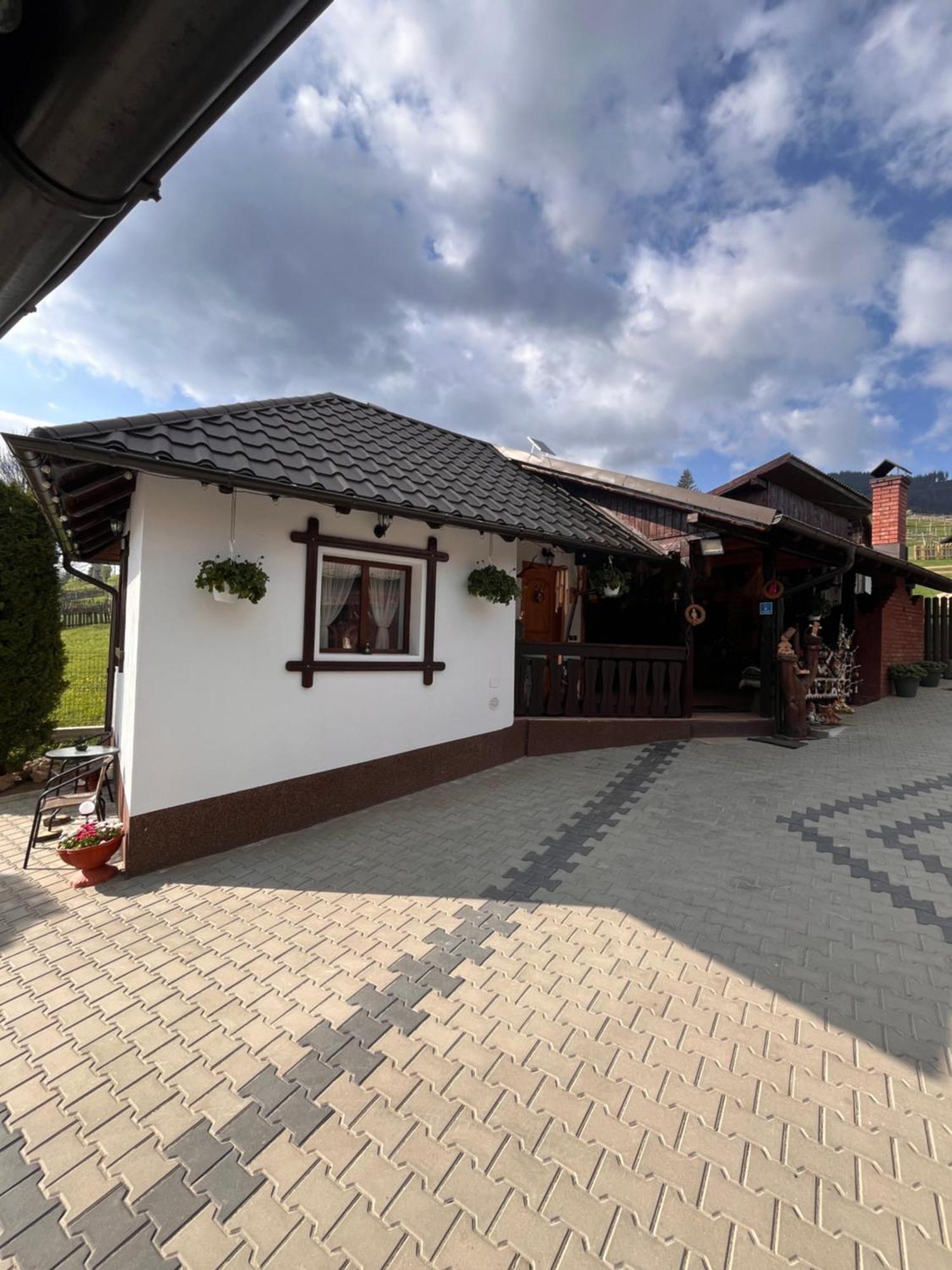 Apartmán Casa Mariana Sadova  Exteriér fotografie